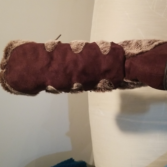 NWOB Stylish winter boots - Picture 8 of 8